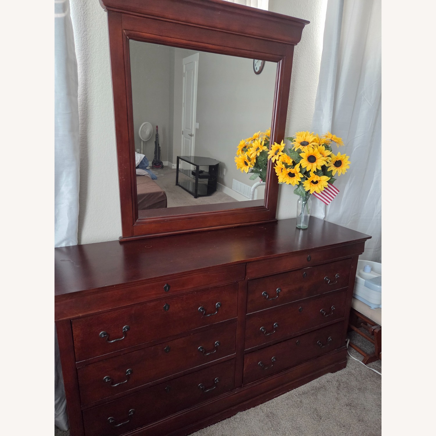 Alisdair Cherry Finish Dresser with Mirror - image-3