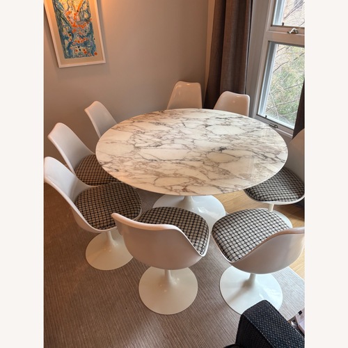 Used Knoll Eero Saarinen White Marble Dining Sets for sale on AptDeco