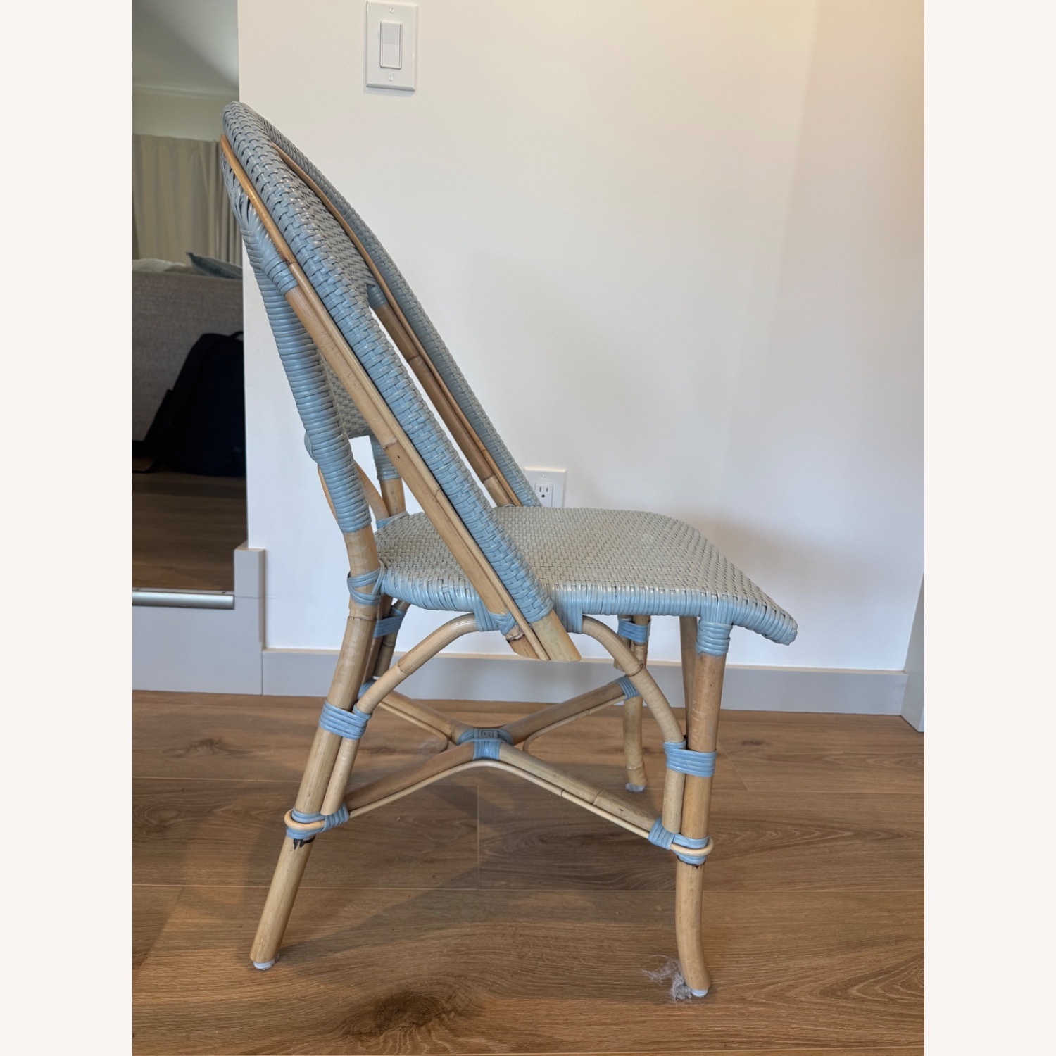 Serena & Lily Round Dining Set With Blue Chairs  - image-8