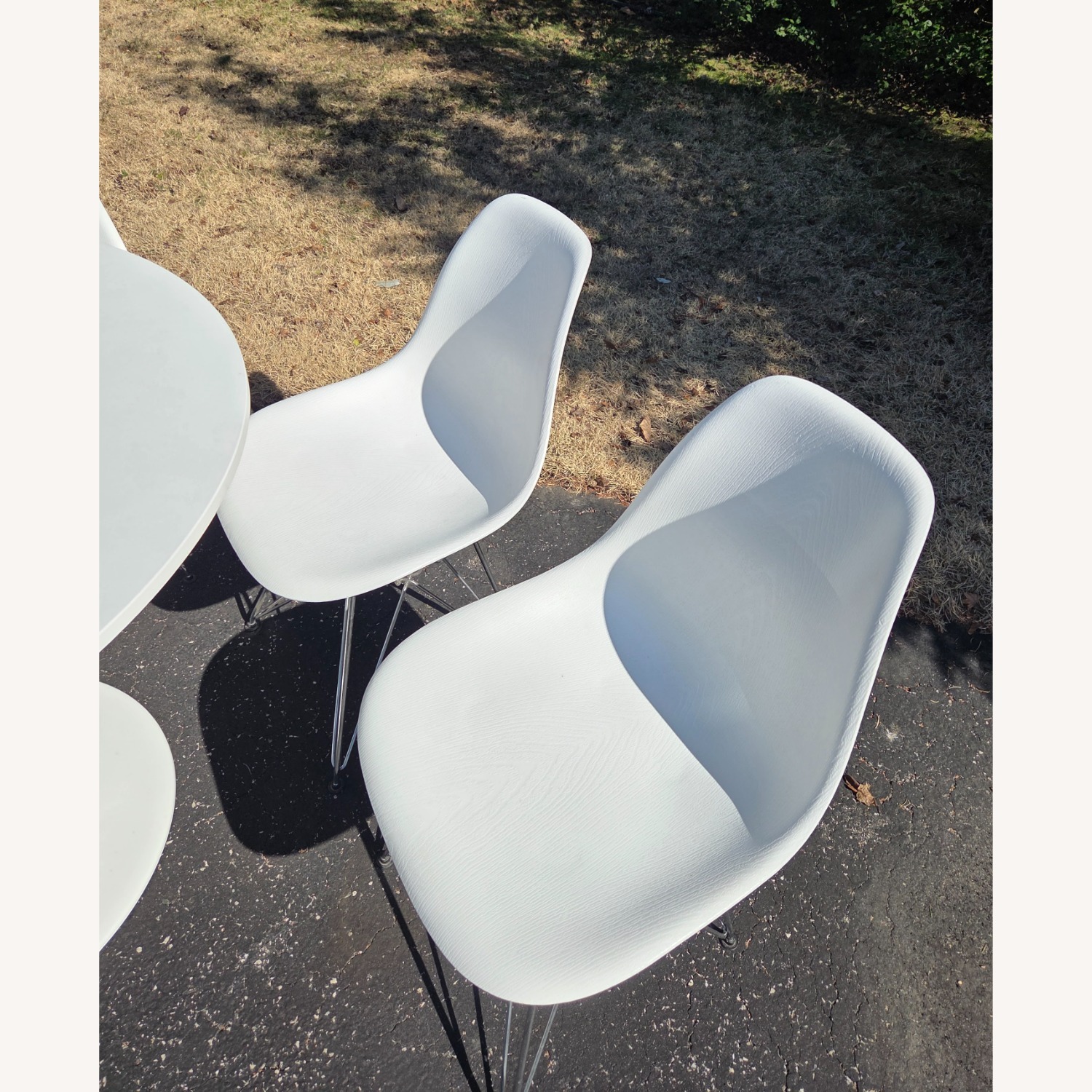 Table 40.5" + 4 Chairs - Dining - White - Plastic - image-12