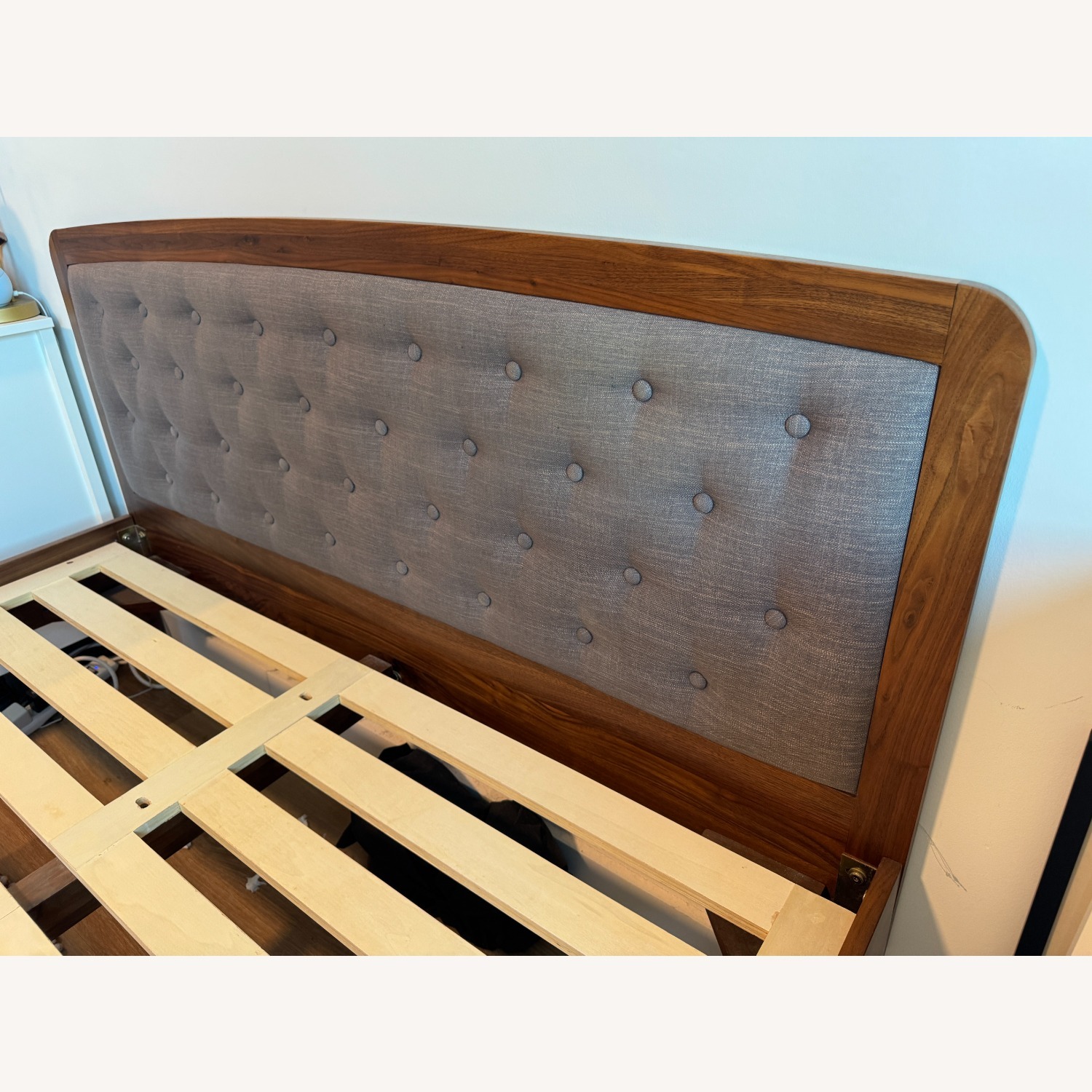 Article Culla Walnut Queen Bed - image-6