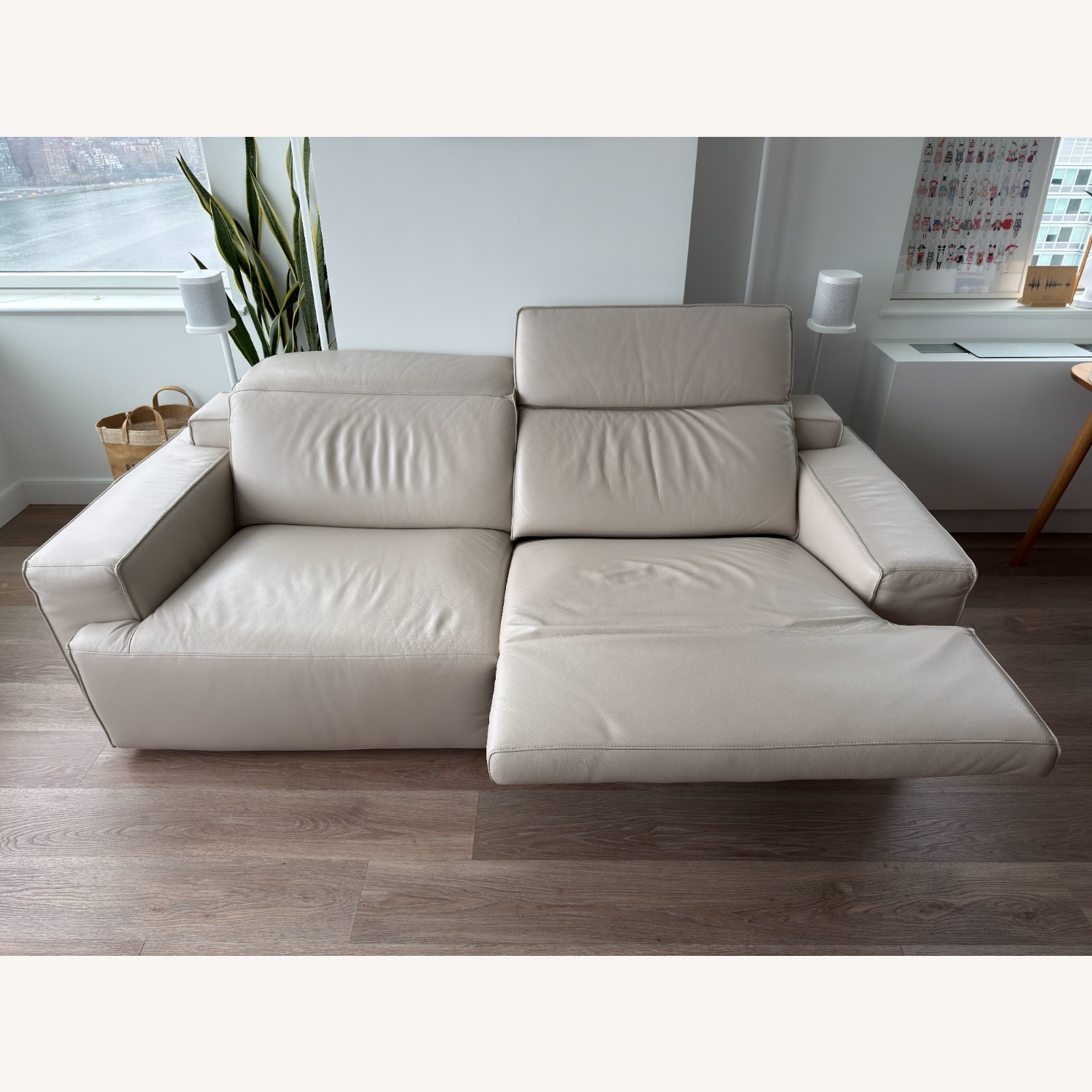 Natuzzi Iago 88' Recliner Sofa - image-5