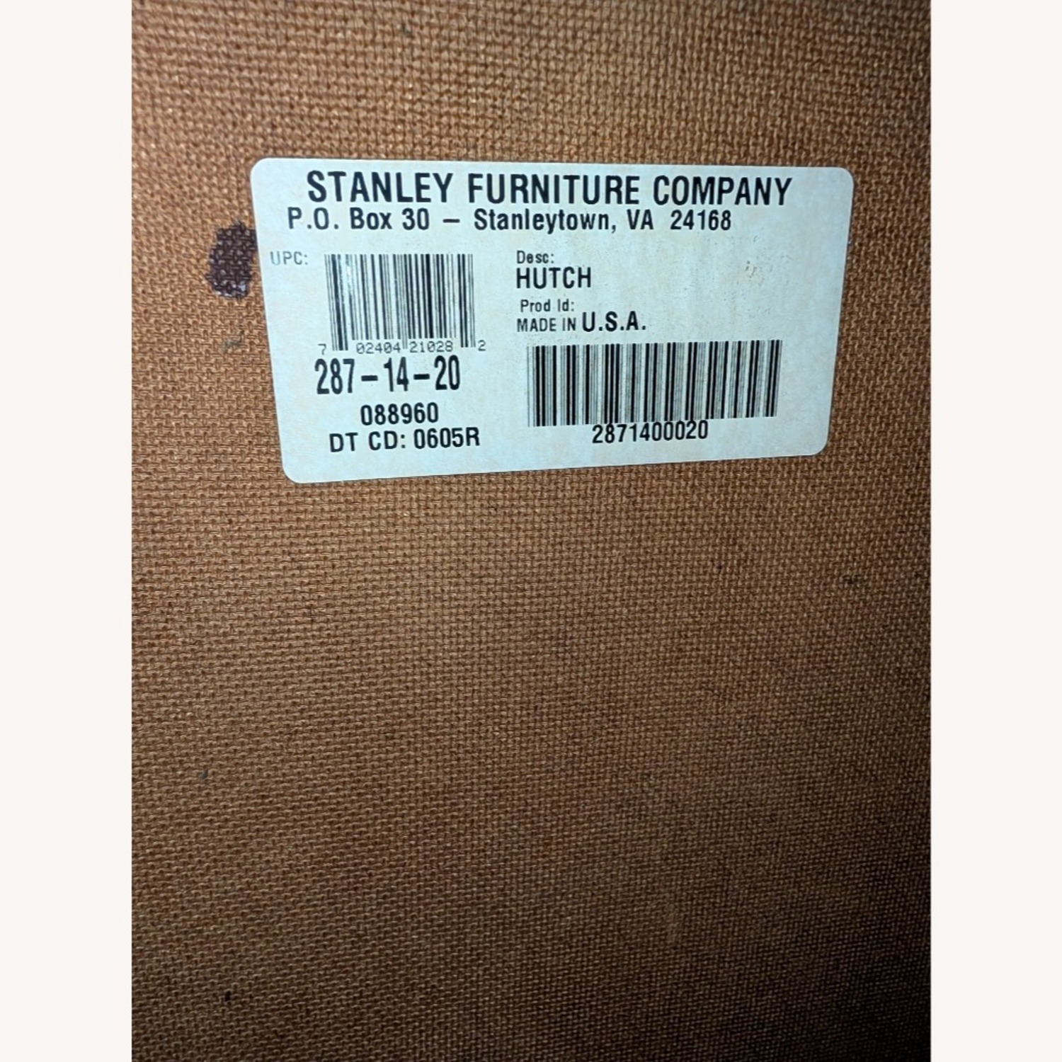 Solid Wood Small Dresser with Detachable Hutch - image-6