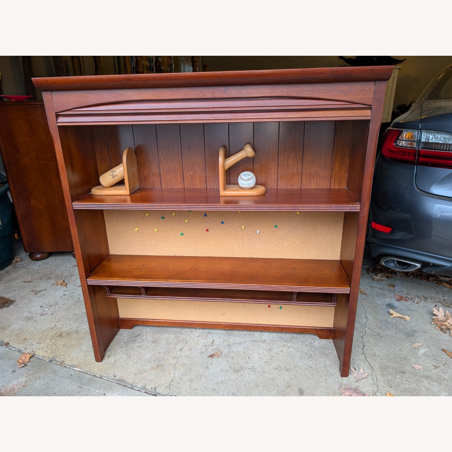 Solid Wood Bookshelf Hutch and integrated Desk - image-5
