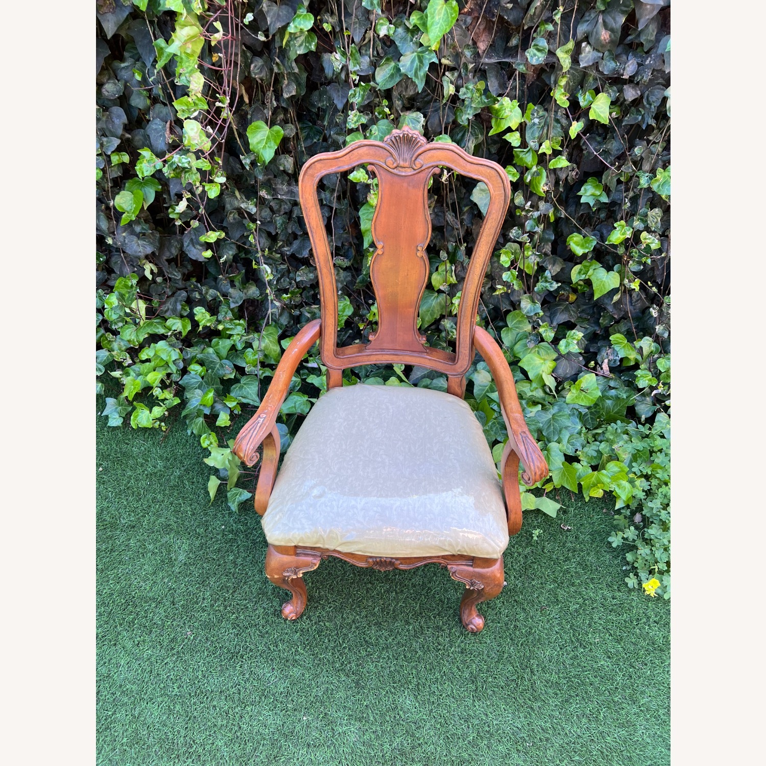 Vintage/Antique Accent Chair - image-4