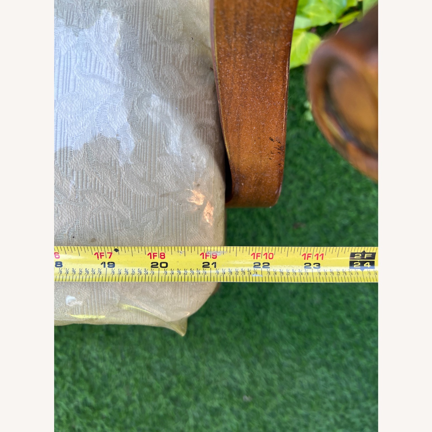 Vintage/Antique Accent Chair - image-6