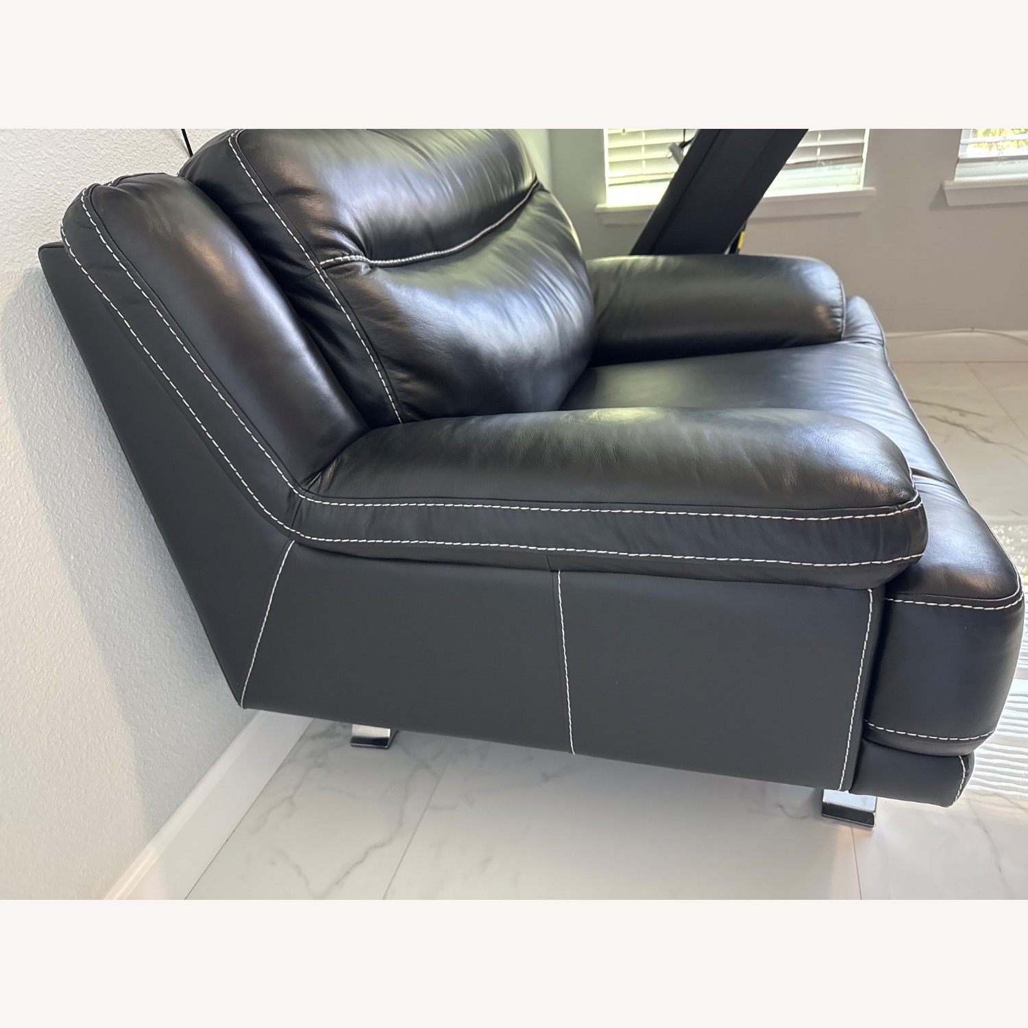 Zamora Black Leather Armchair - image-3