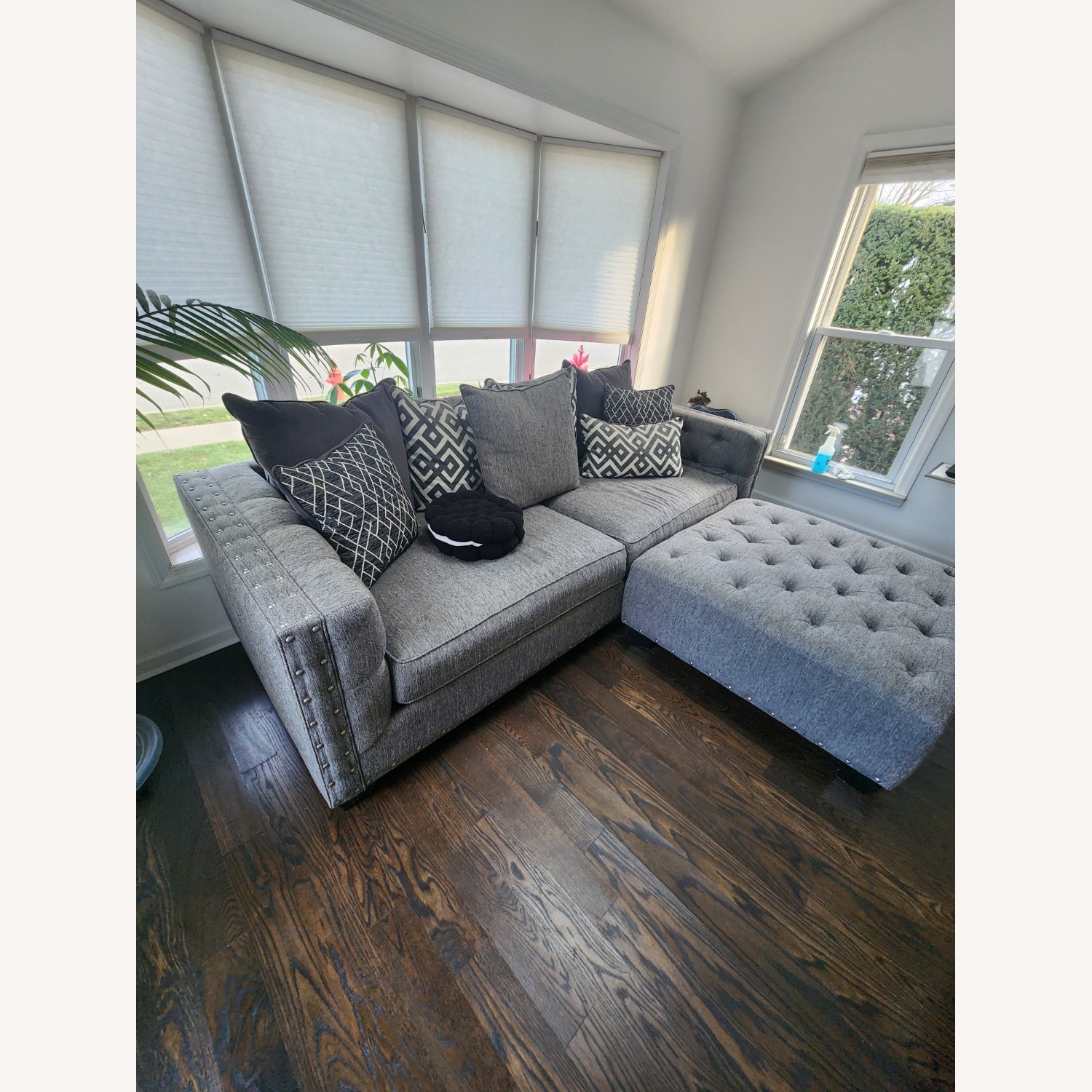 Raymour & Flanigan Gray 3+ Seater Sofa + ottoman - image-3