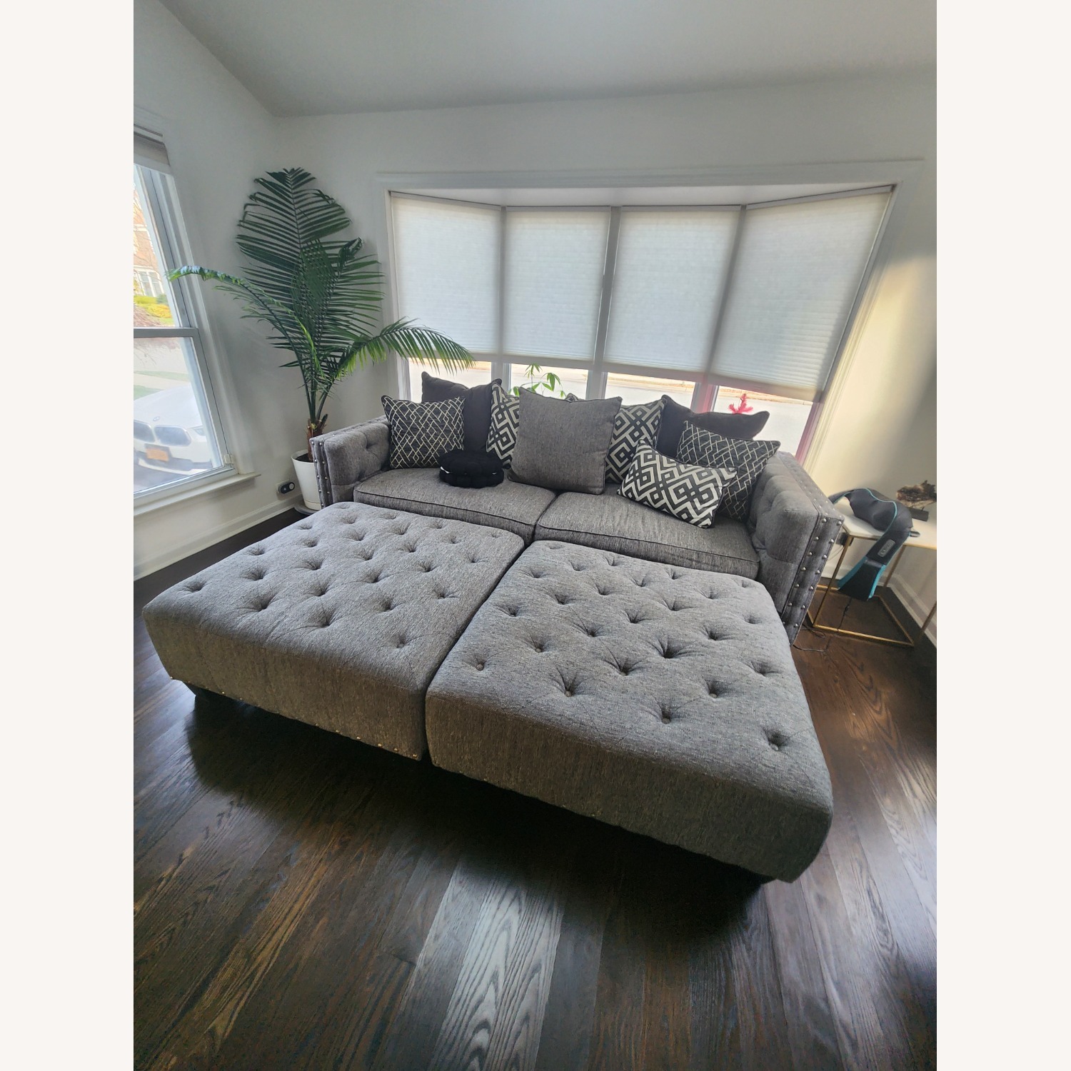 Raymour & Flanigan Gray 3+ Seater Sofa + ottoman - image-7