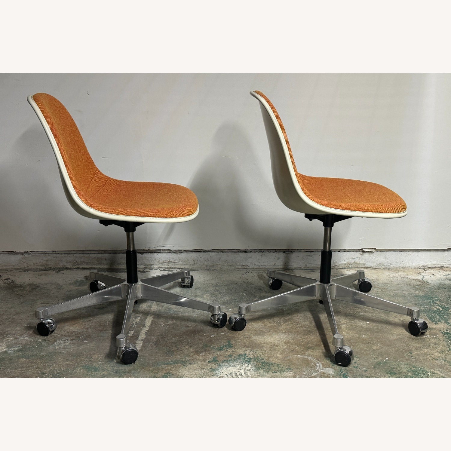 Herman Miller Eames Fiberglass Shell Task Chair - image-3