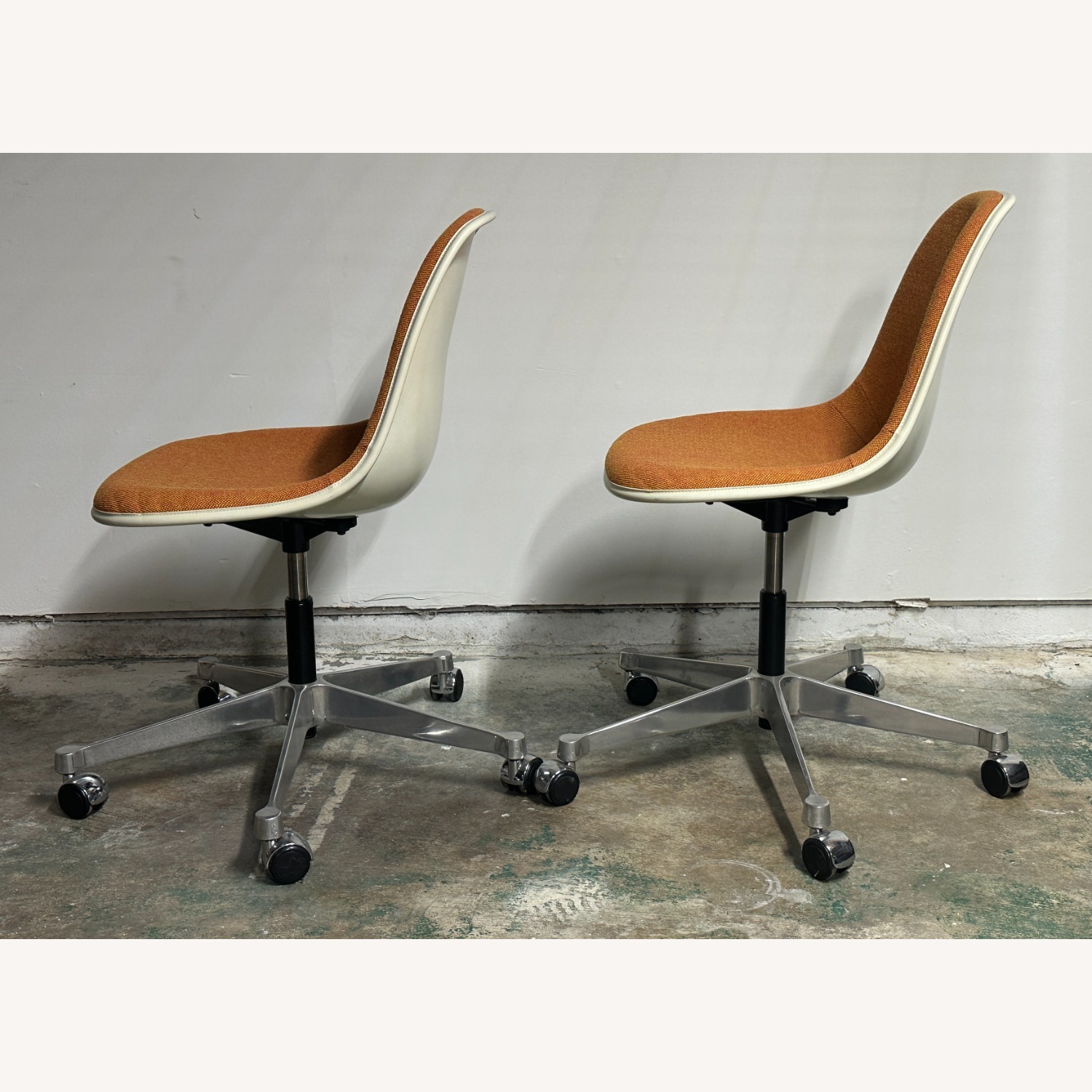 Herman Miller Eames Fiberglass Shell Task Chair - image-4