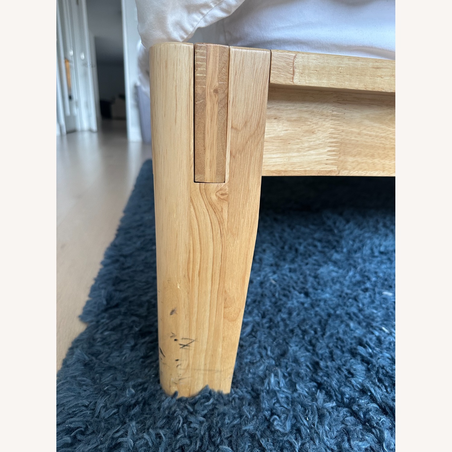 Thuma Classic Bedframe Natural Wood Queen Bed - image-3