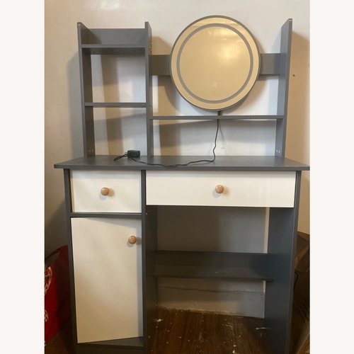 Used Vanity Table With LED Mirror for sale on AptDeco