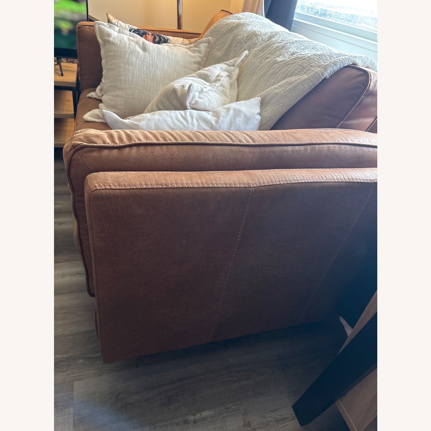 Ashley Furniture Carmel Leather Loveseat - image-3