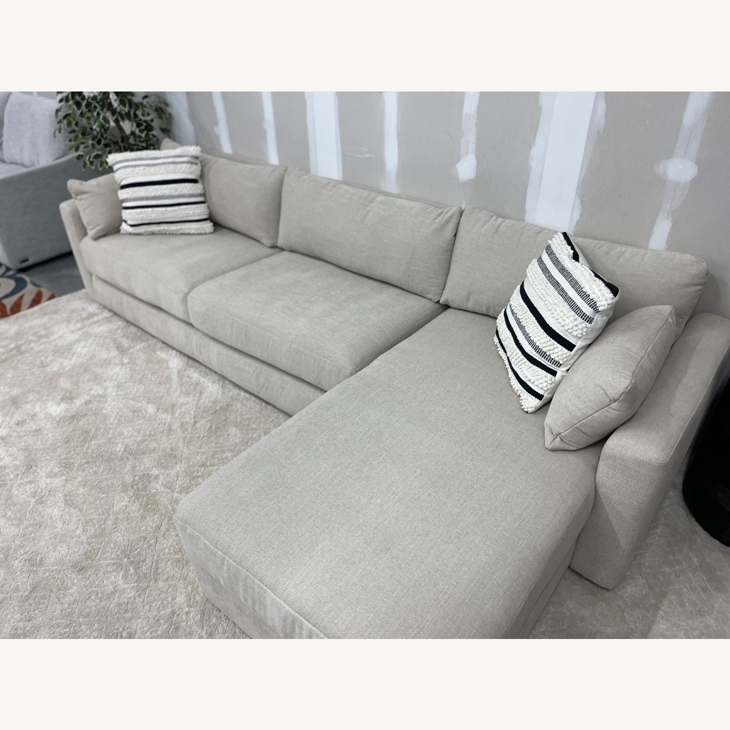 Span Versatile Sectional - image-6