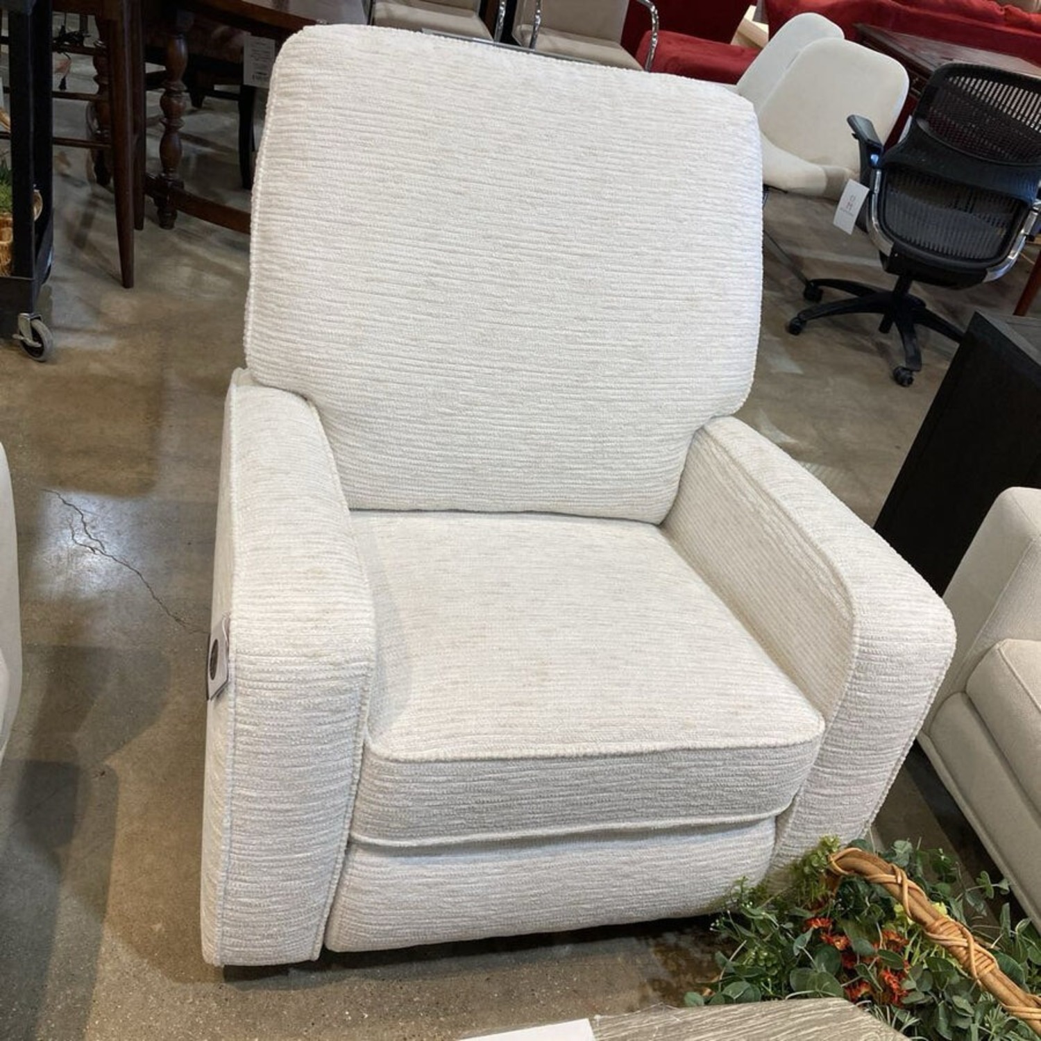 Parker House Charlotte Power Recliner - image-3