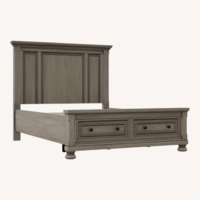 Lettner Light Gray Wood Queen Bed