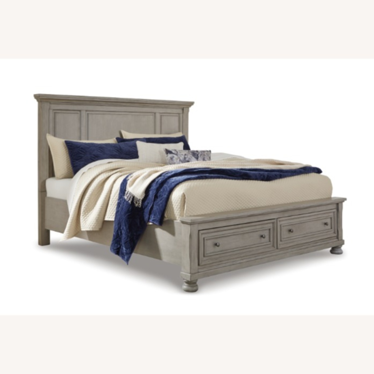 Lettner Light Gray Wood Queen Bed - image-8