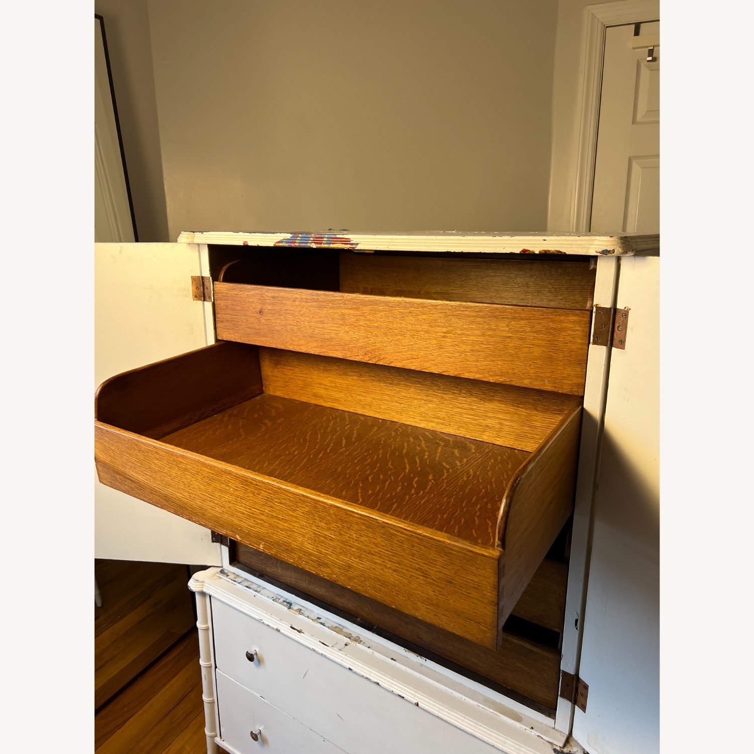 Vintage Oneidacraft Hollywood Regency Chest - image-3