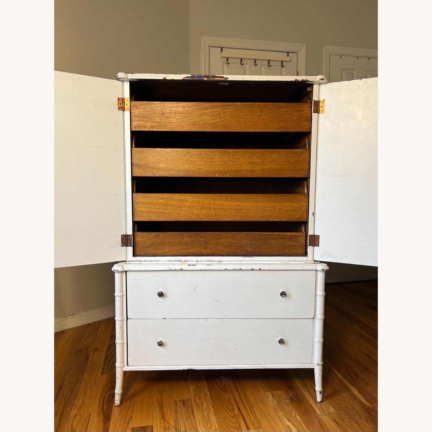 Vintage Oneidacraft Hollywood Regency Chest - image-14