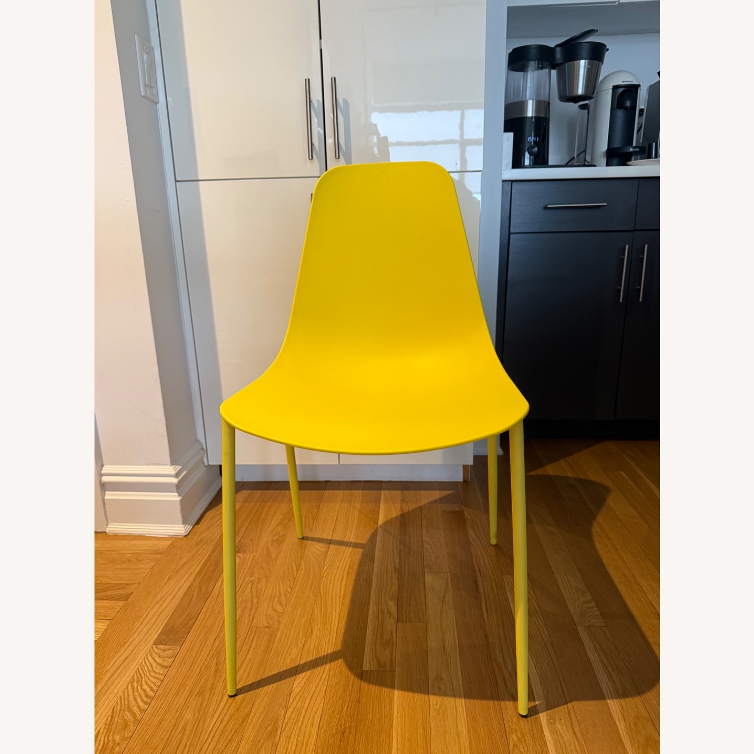 Article Yellow Svelti Chairs x6 - image-1