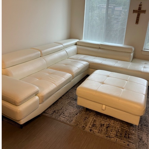 Used Bob's Discount Furniture White 2 Seater Sofa for sale on AptDeco
