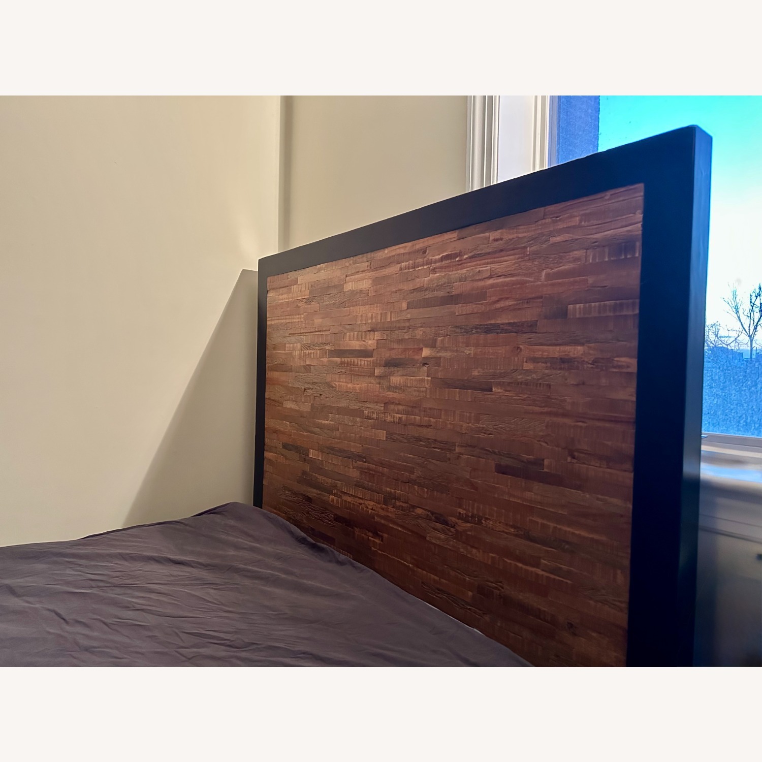 Environment Furniture Peroba Rosa Wood Queen Bed - image-7