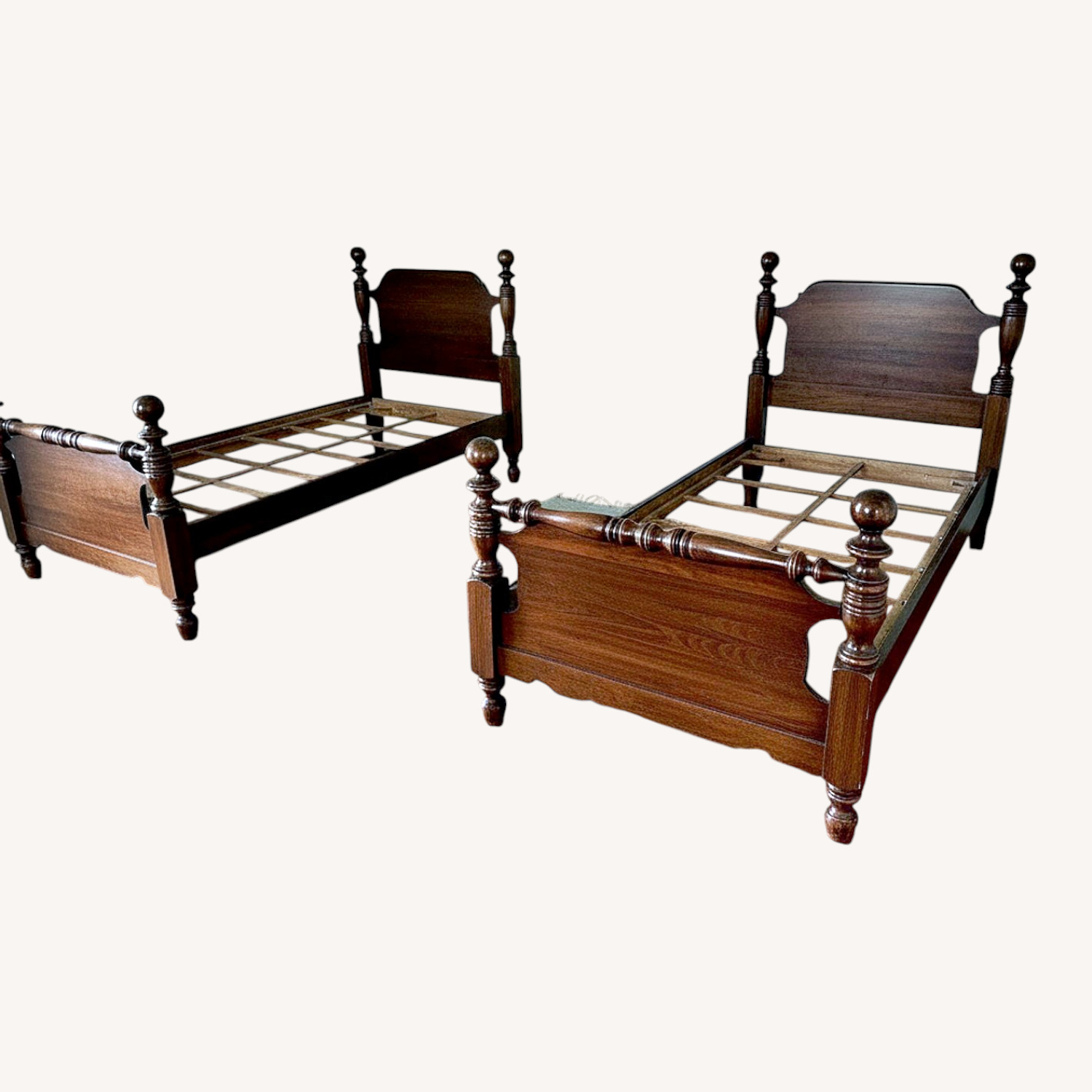 Pair Twin Cannonball Beds - image-0