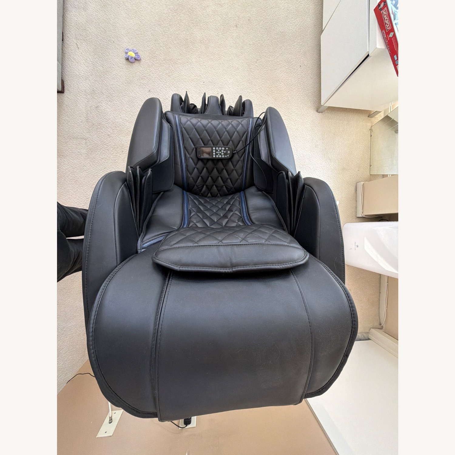 Brookstone BK-450 Massage Chair - image-3