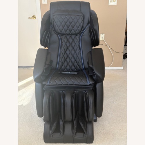 Used Brookstone BK-450 Massage Chair for sale on AptDeco