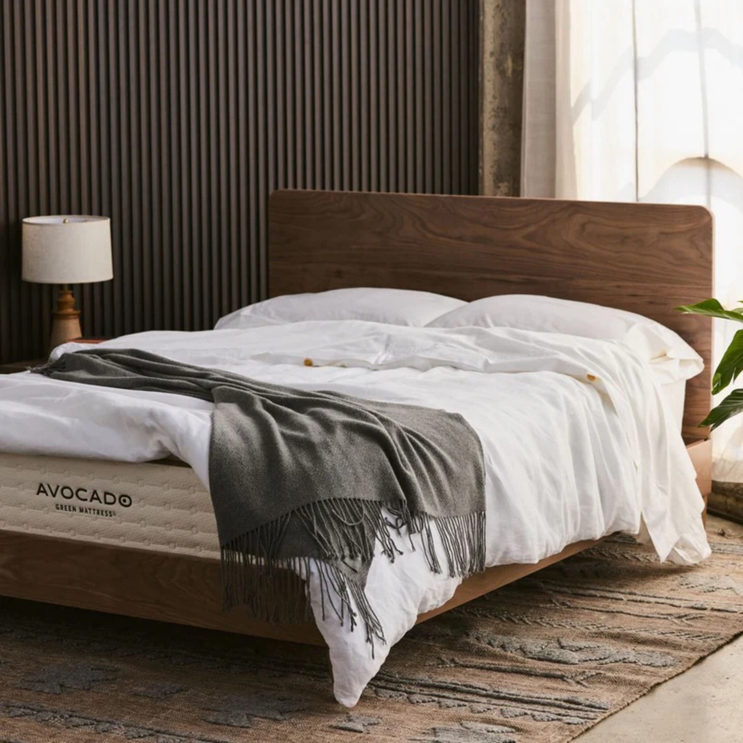 Avocado Solid Wood Queen City Bed - image-2