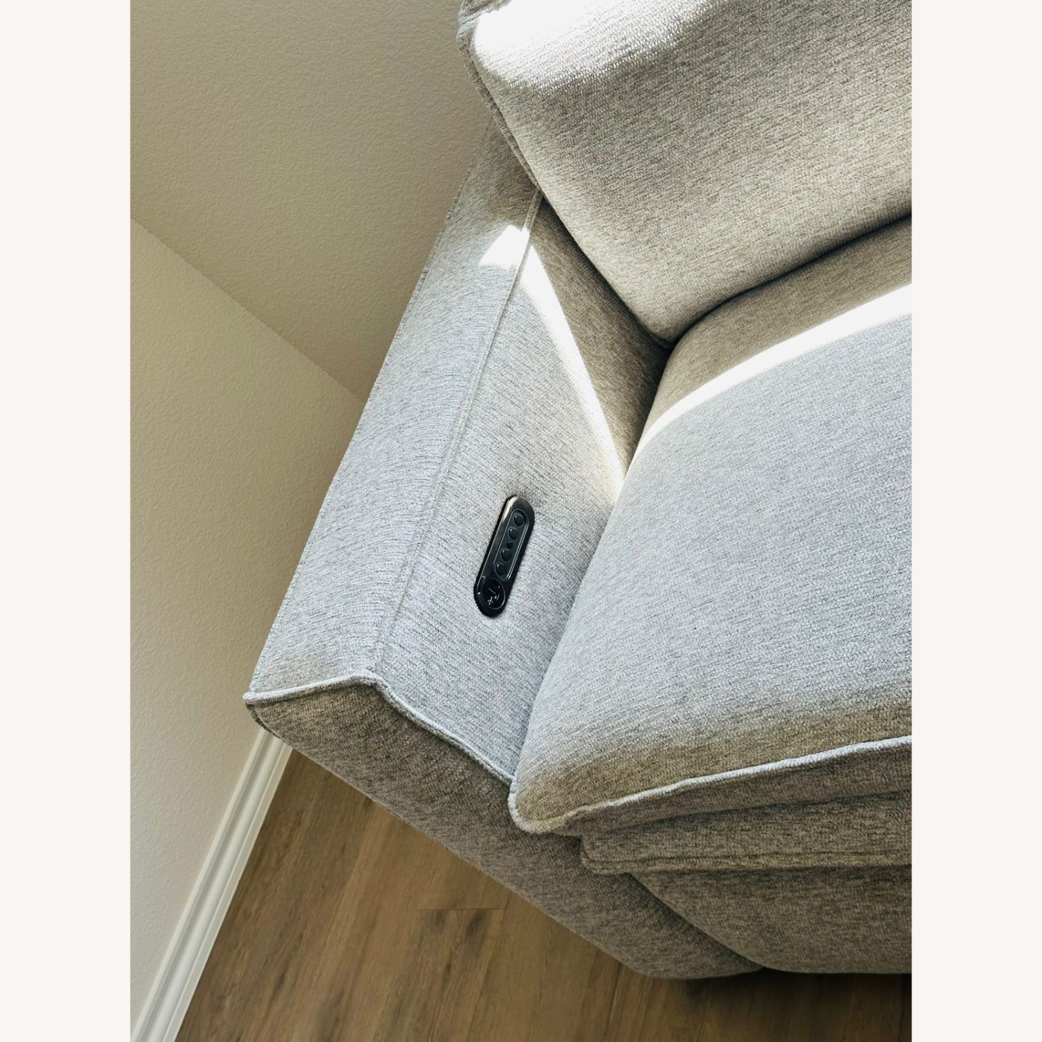 Power Reclining Sectional Sofa - image-7