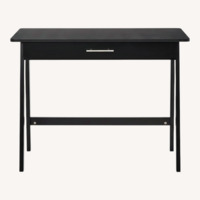 Black Desk