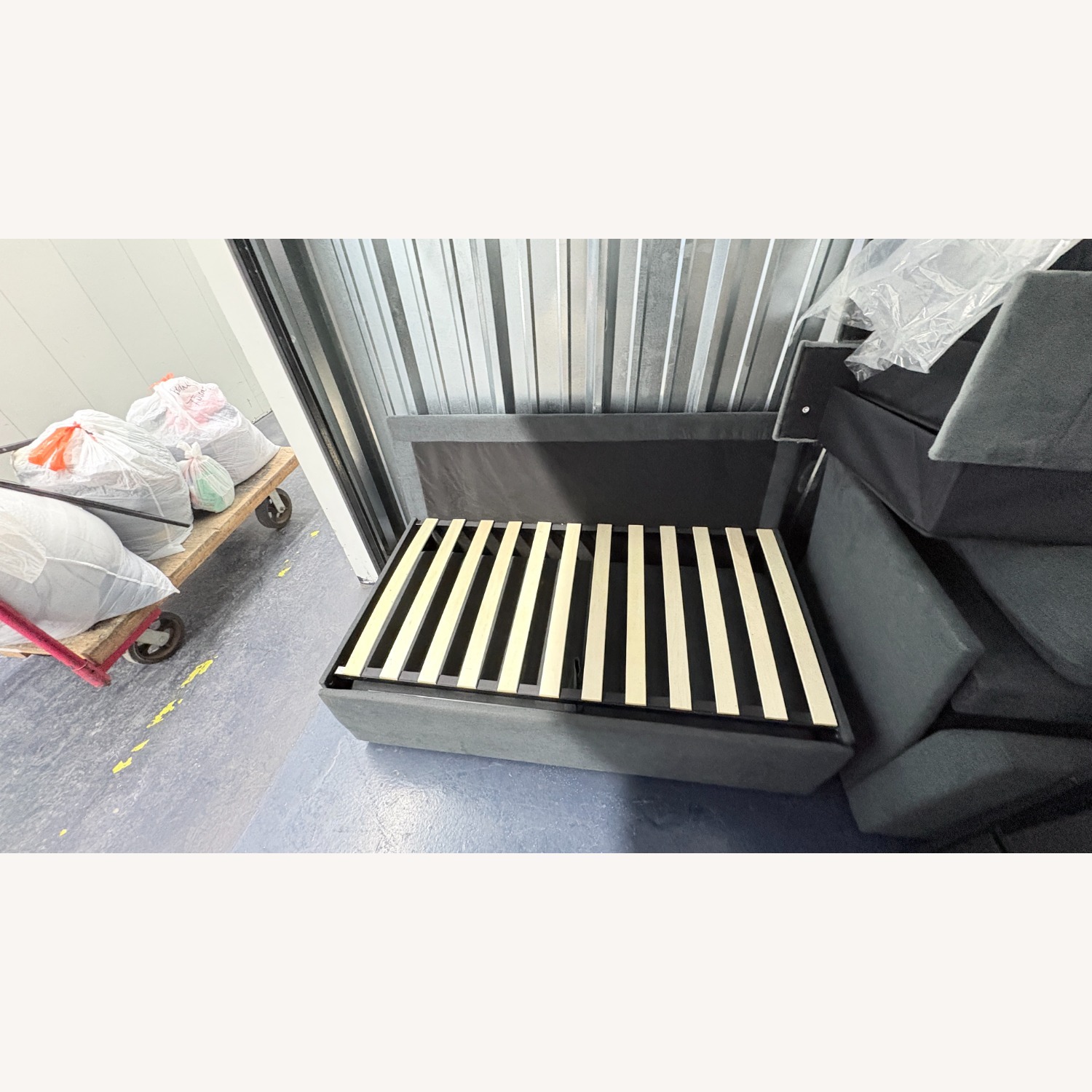 VanAcc Sleeper Sofa - image-3