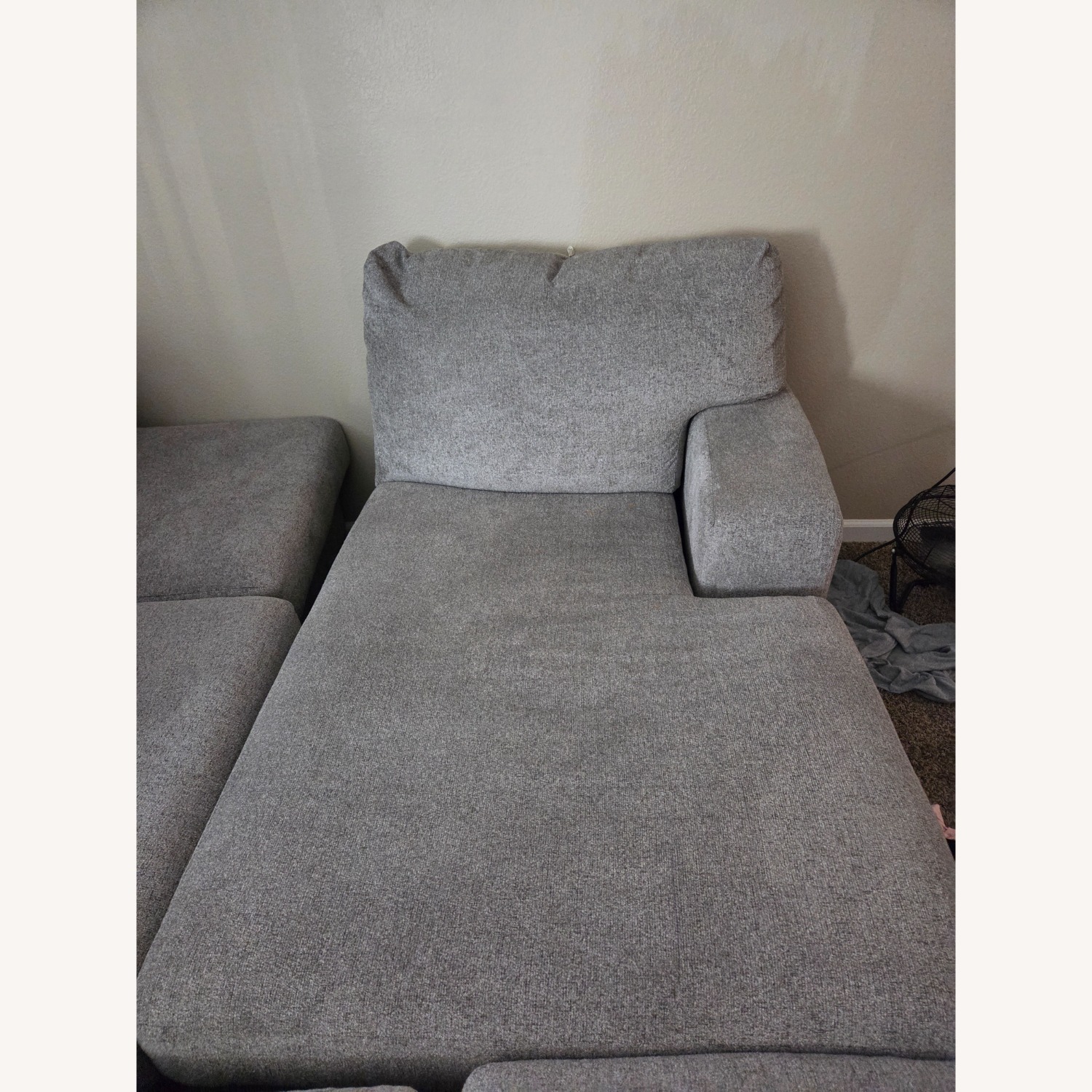 Ashley Furniture Light Gray 3+ Piece Sectional - image-5