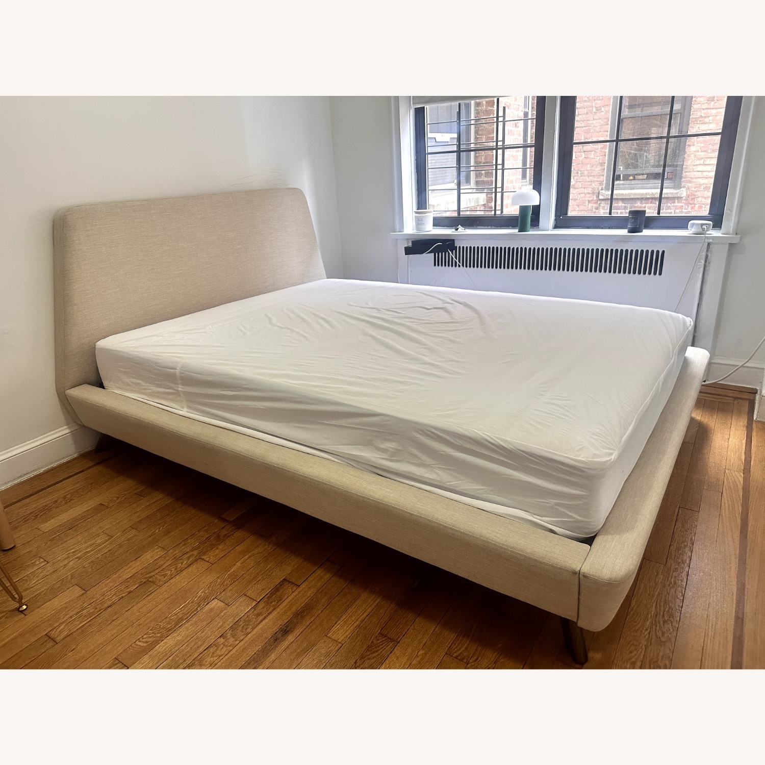 Upholstered Platform Bed & Bed Frame in Queen  - image-2