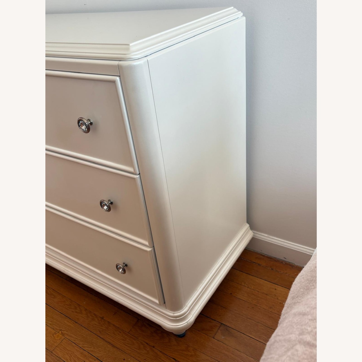 Joscelyn White Wood Dresser - image-3