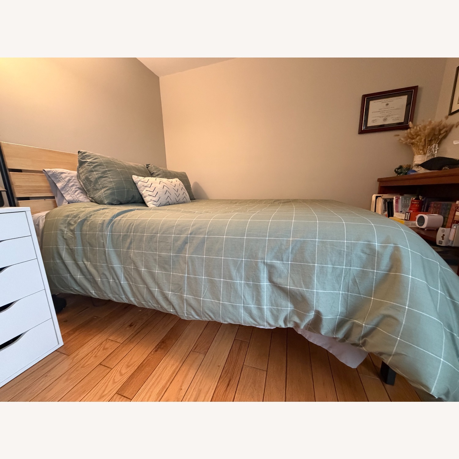 Zinus Queen Bed Frame  - image-3