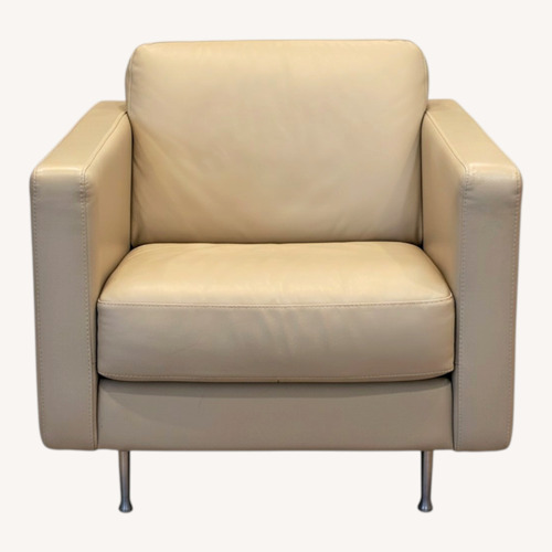 Used Natuzzi Stan Leather Accent Chair for sale on AptDeco