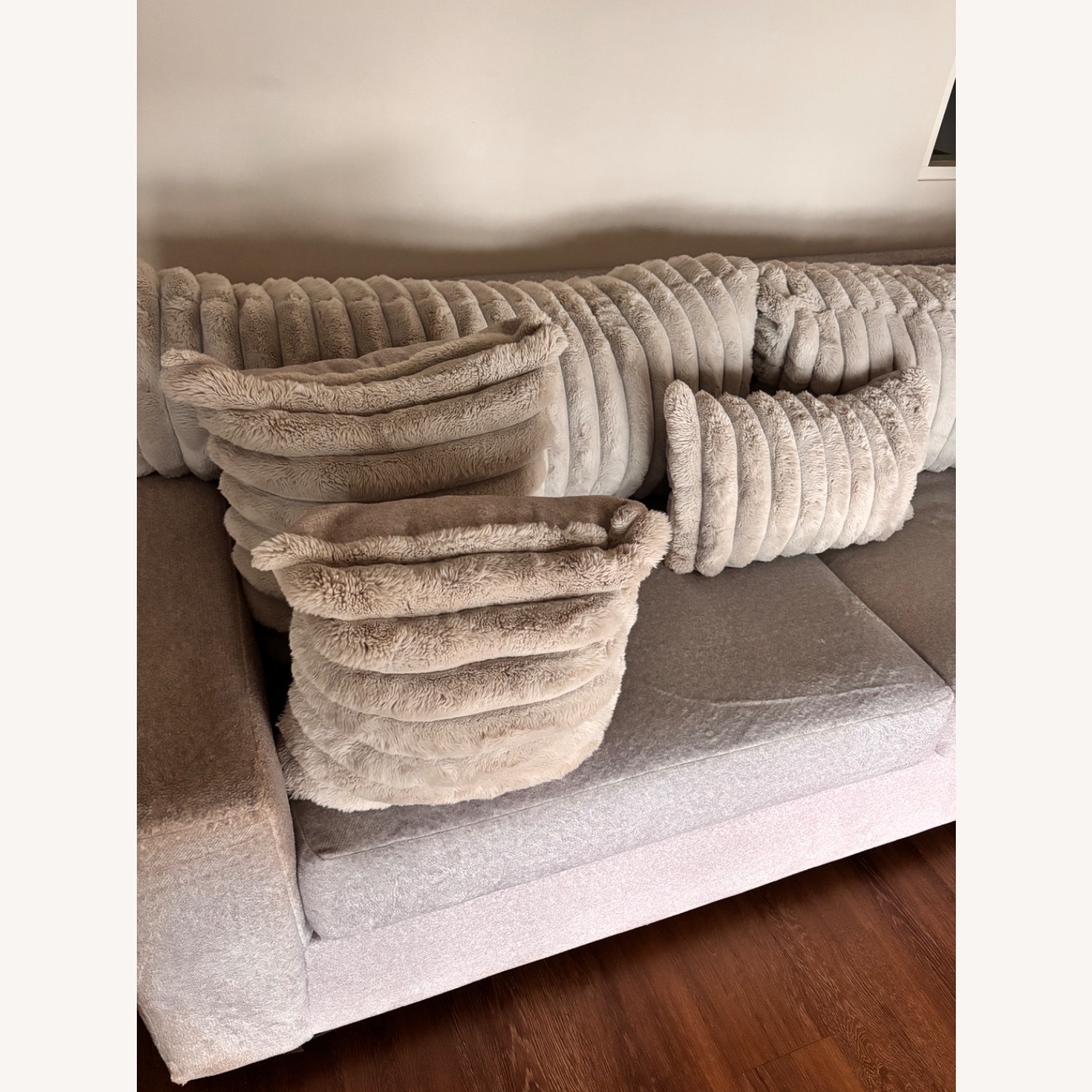 Bob's Discount Furniture Light Gray 2 Seater Sofa - image-4