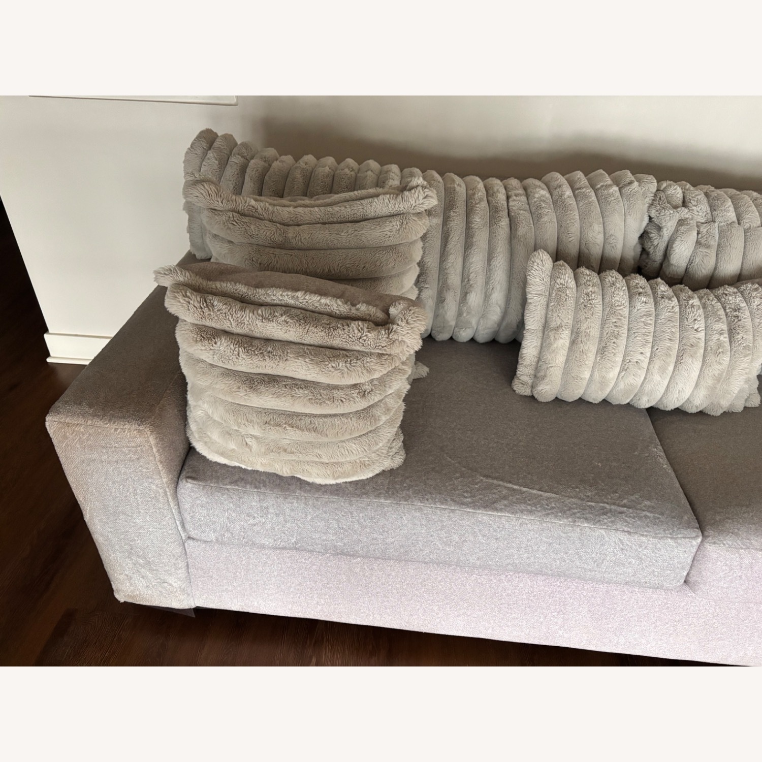 Bob's Discount Furniture Light Gray 2 Seater Sofa - image-3