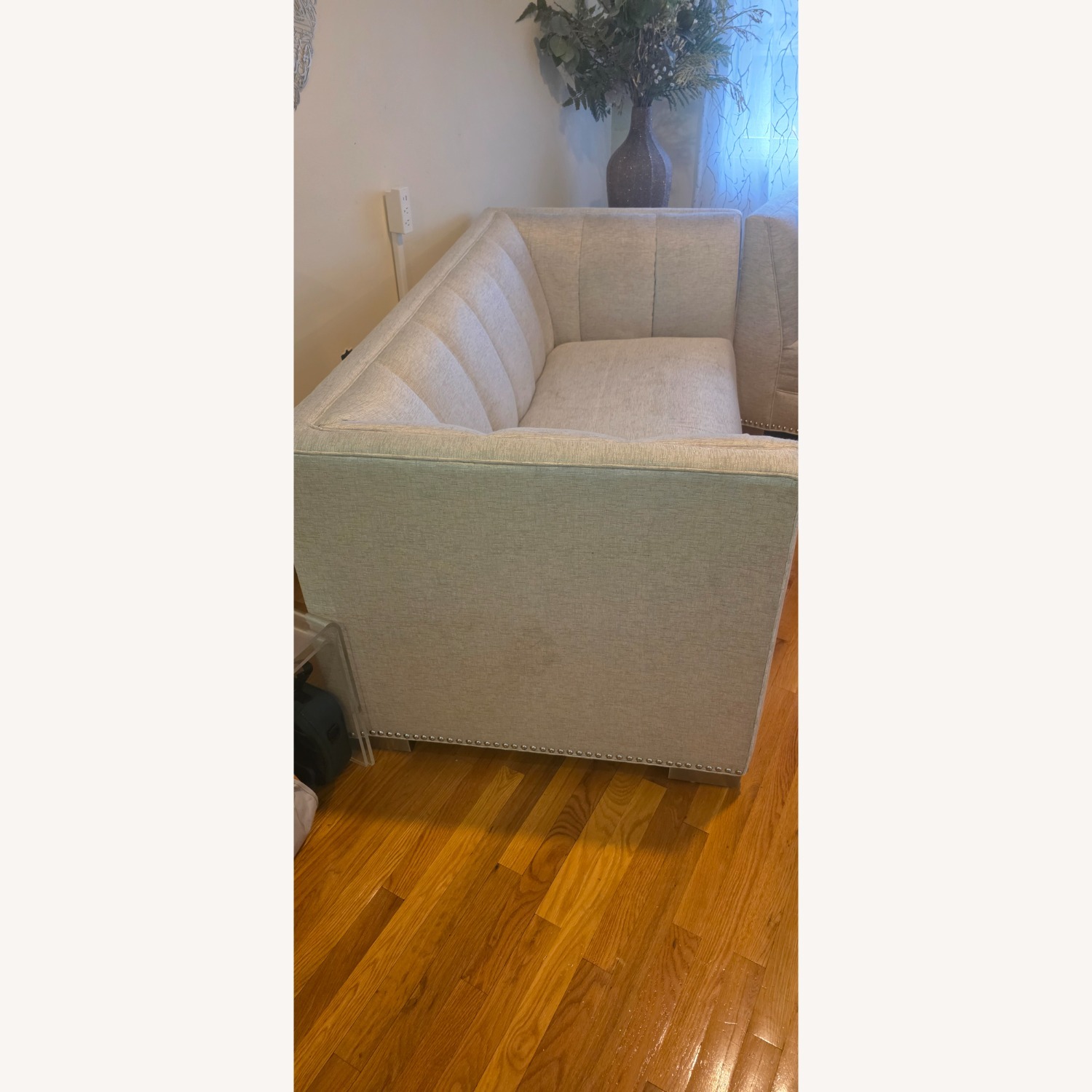 Raymour & Flanigan Loveseat - image-2