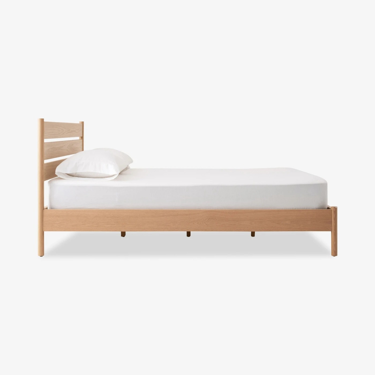 EQ3 Monarch Natural Wood Queen Bed - image-3