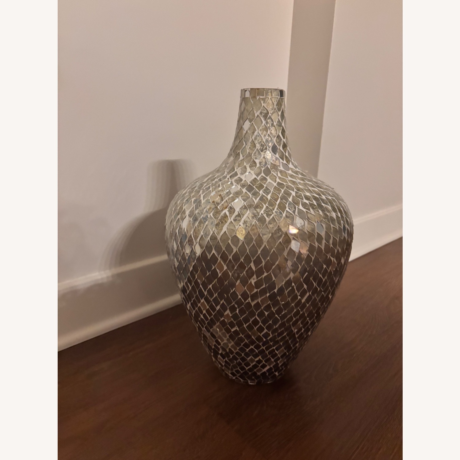 Flower Vase Feathers  - image-5