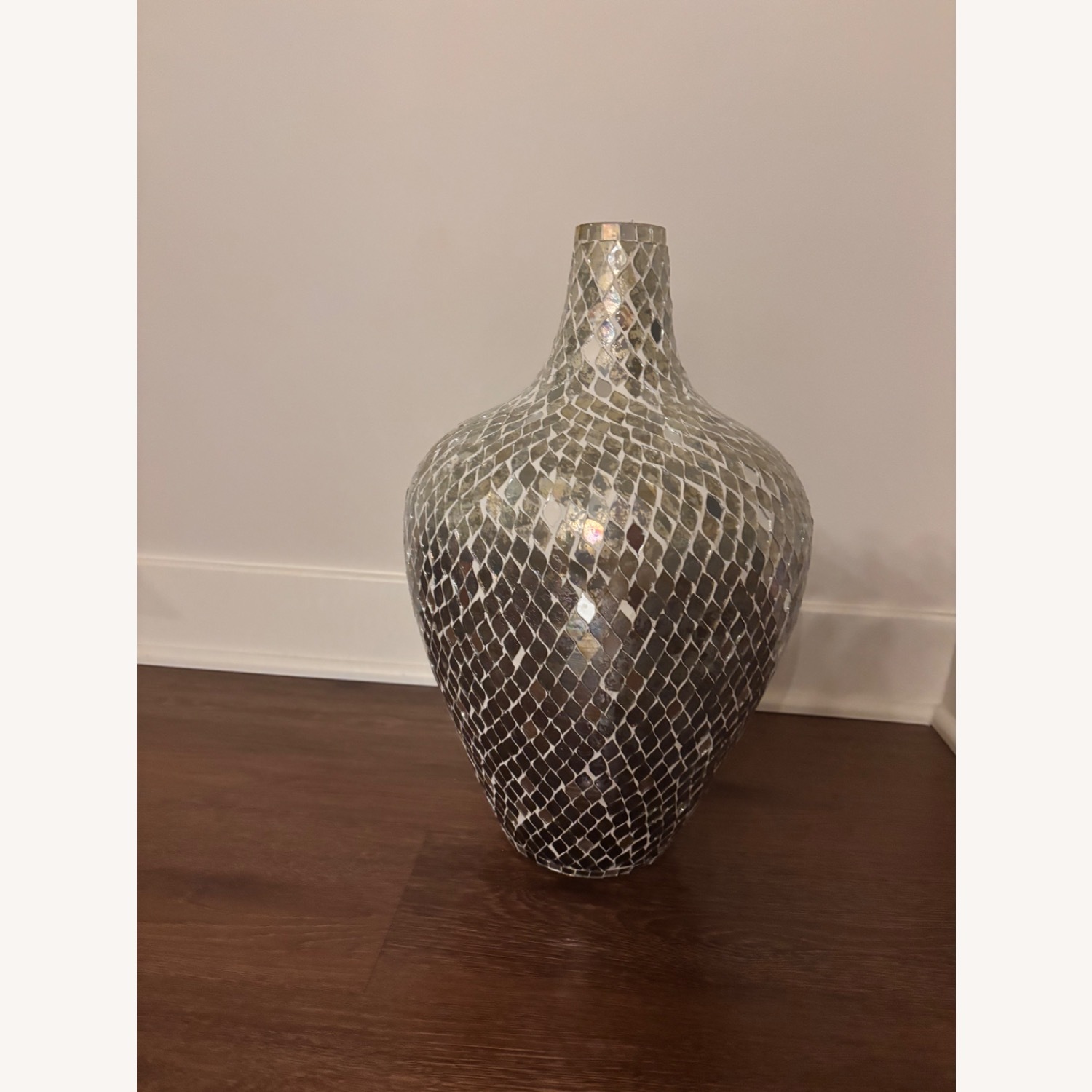 Flower Vase Feathers  - image-3