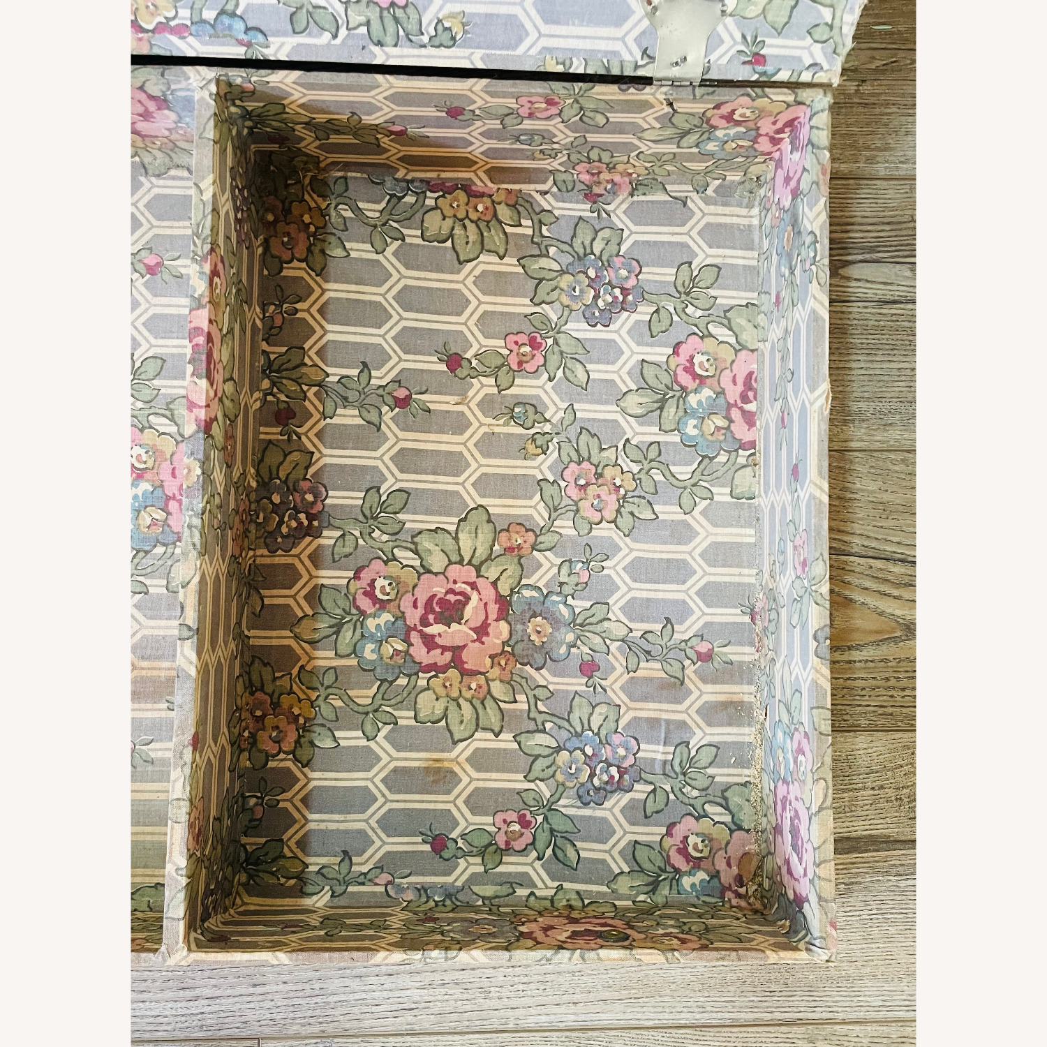 Antique Flat Top P&S Trunk With Floral Organizer - image-13
