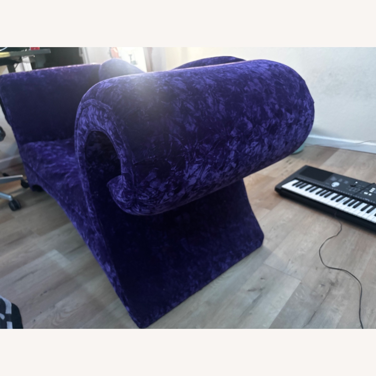 Vintage/Antique Purple Velvet 2 Seater Sofa - image-4
