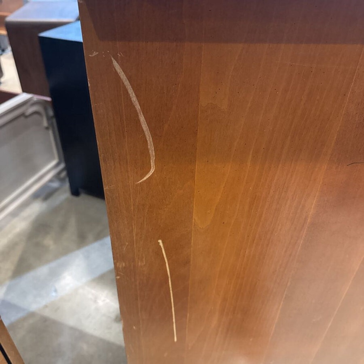 Bassett Traditional Solid Wood 5-Drawer Dresser - image-6