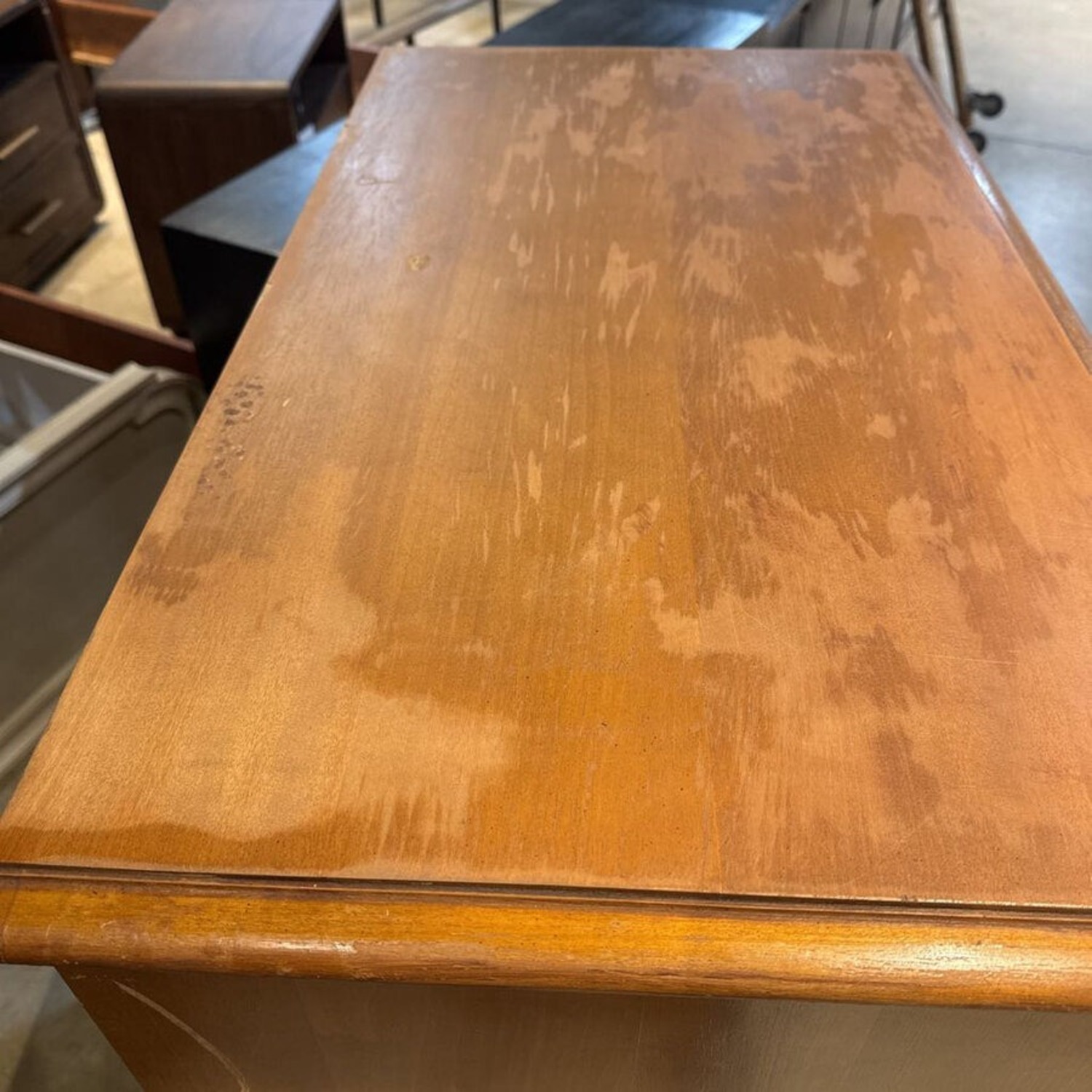 Bassett Traditional Solid Wood 5-Drawer Dresser - image-8