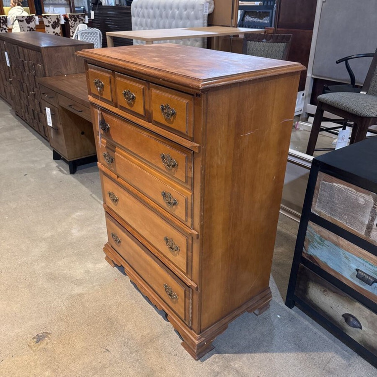 Bassett Traditional Solid Wood 5-Drawer Dresser - image-2